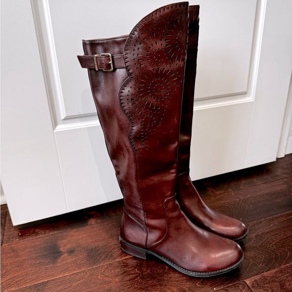 Gianni Bini Leather Boots Dark Brown, Knee Boots Fall Winter, women’s size 6 - Picture 5 of 9